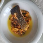 Gebratene Seeforelle mit Pfifferlingen und Kartoffelfond